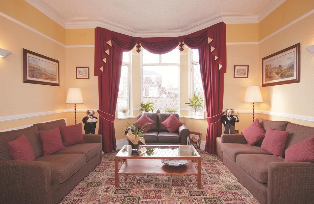 Buckingham'S Hotel Chesterfield Nội địa bức ảnh