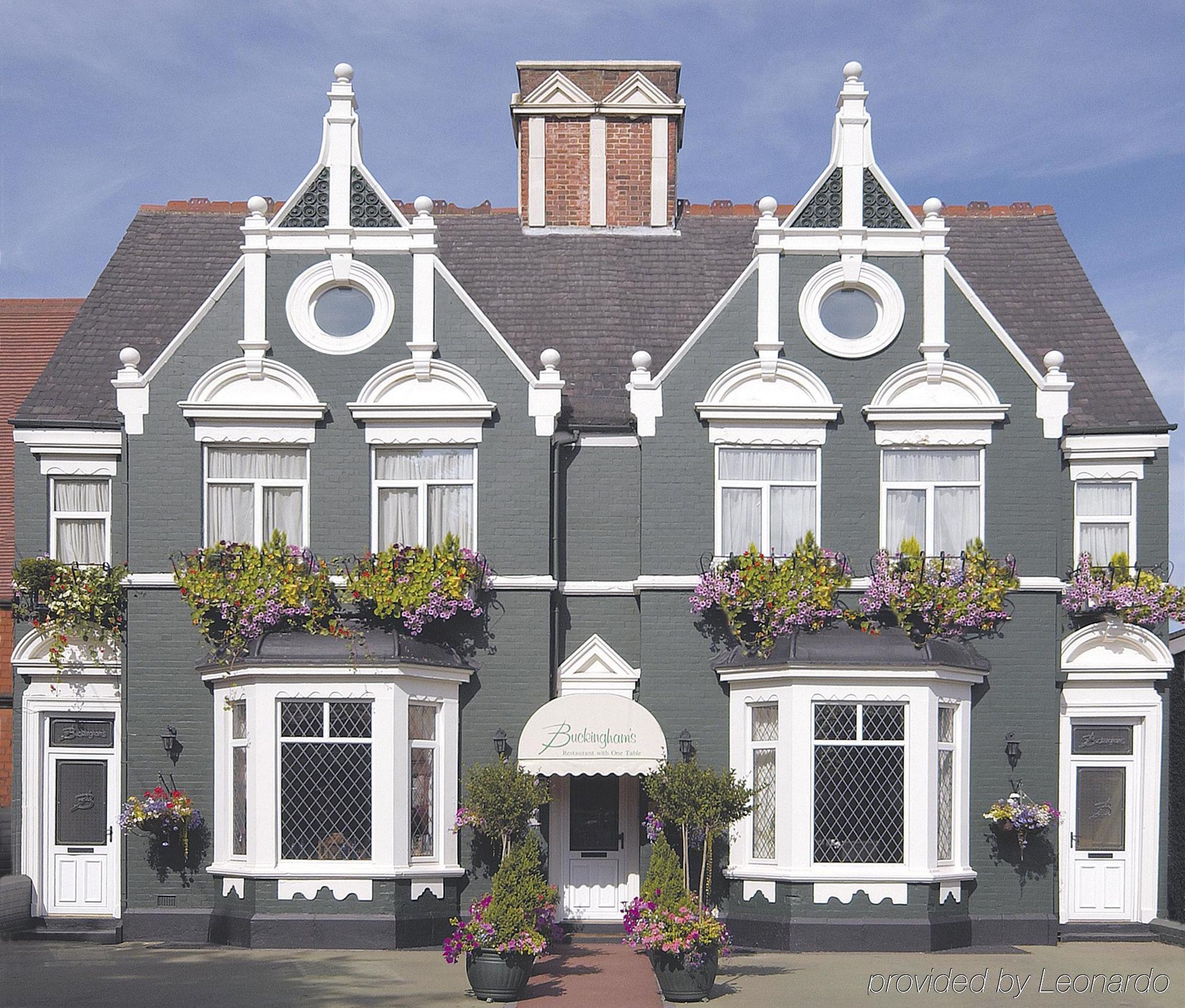 Buckingham'S Hotel Chesterfield Ngoại thất bức ảnh