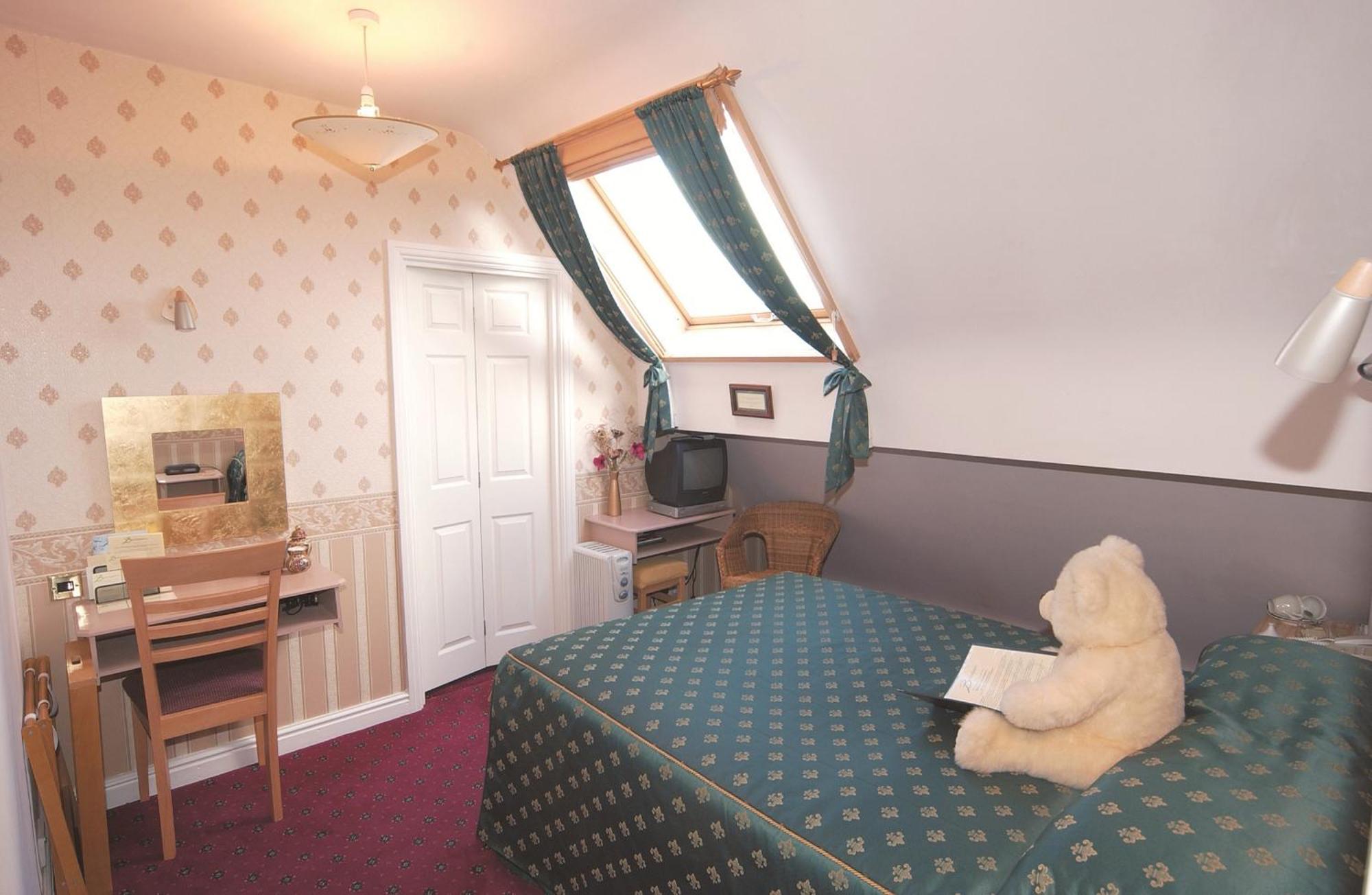 Buckingham'S Hotel Chesterfield Ngoại thất bức ảnh