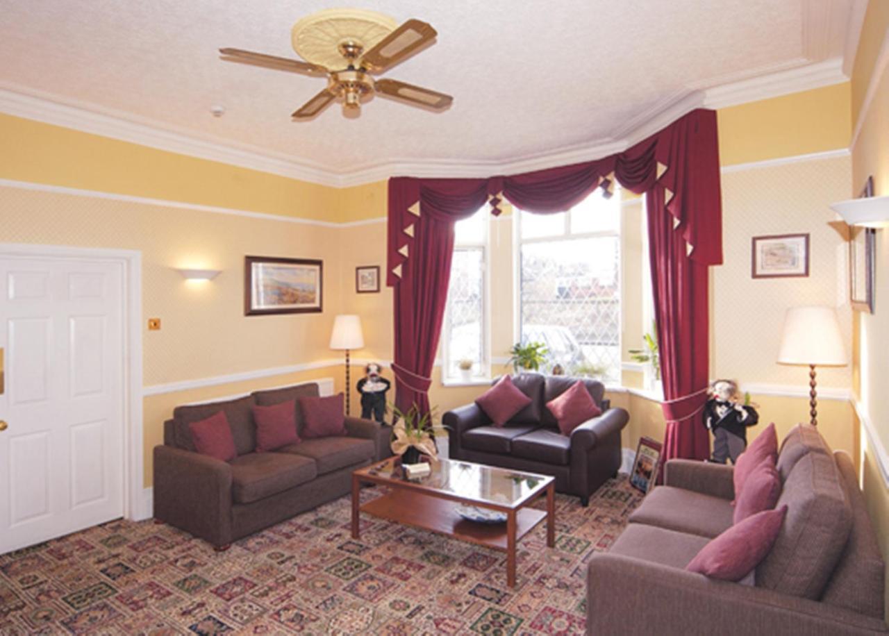 Buckingham'S Hotel Chesterfield Ngoại thất bức ảnh