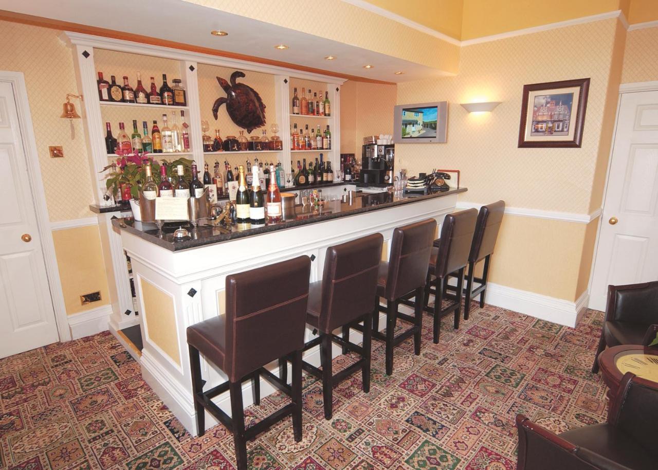 Buckingham'S Hotel Chesterfield Ngoại thất bức ảnh